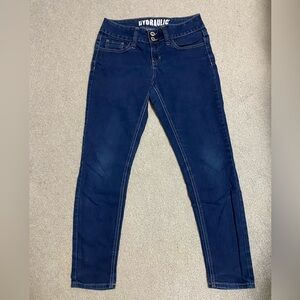 Juniors’ Hydraulic Low Rise Skinny Dark Blue Jeans, Size 7/8